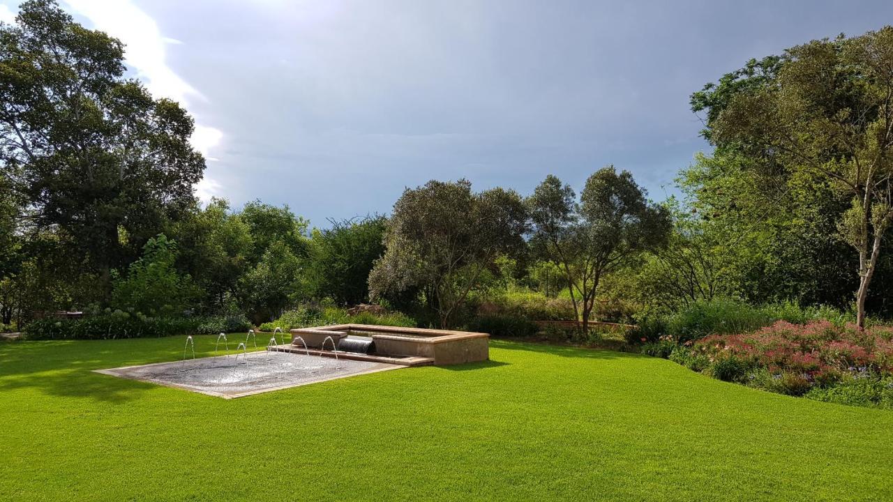 Esther'S Country Lodge Hekpoort Dış mekan fotoğraf